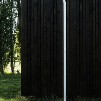 Douche d'extérieur Levantine blanc