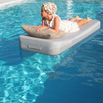 mr-blue-sky-lounger-jackie