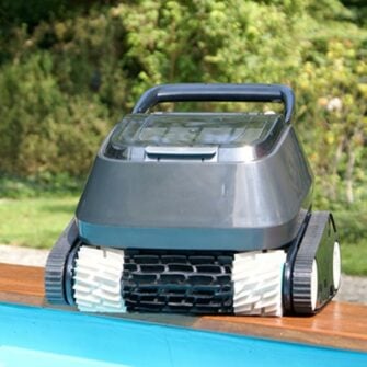 Robot de piscine AQT Poolcleaner