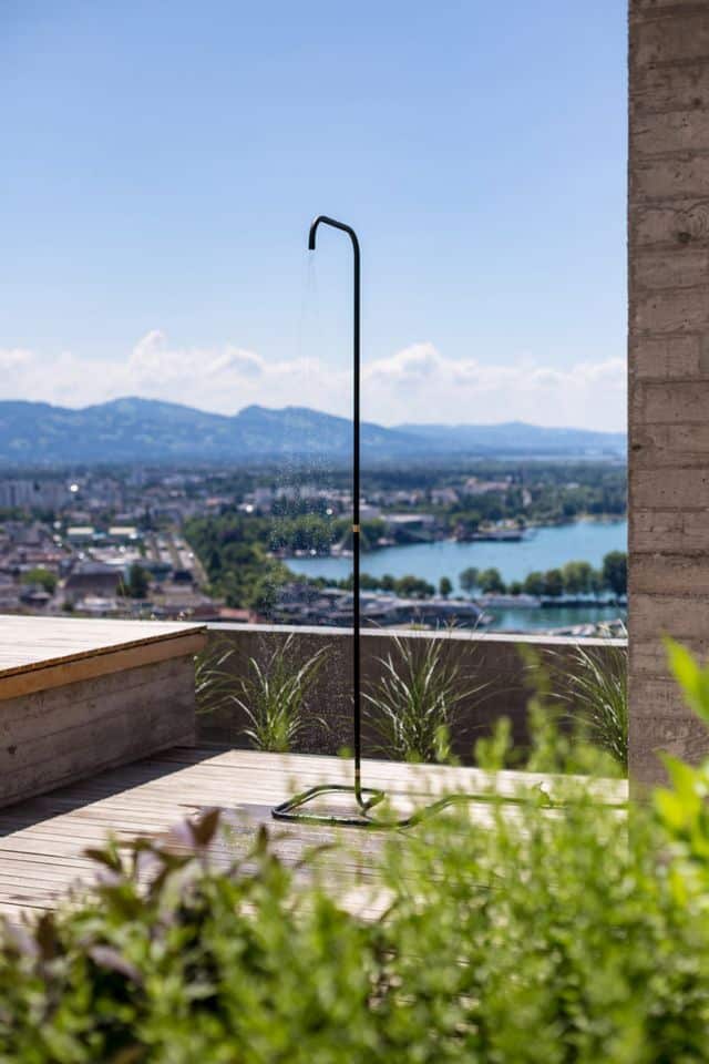 AQT_Outdoor_Shower