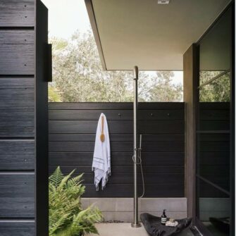 JEE-O-original-shower-02