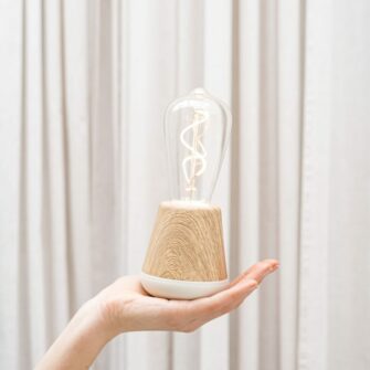 Table Humble One ambiance chêne clair