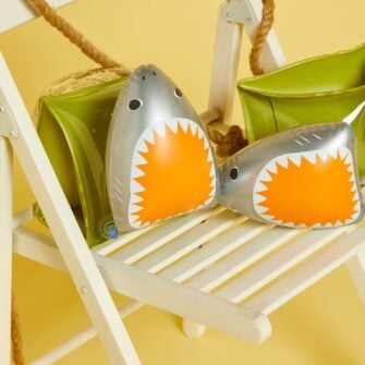 Bracelets gonflables requin 02