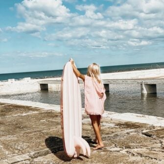 Surfboard roze 02