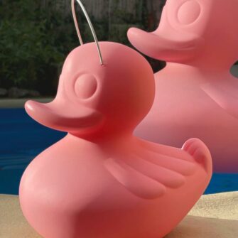 The Duck Duck Lamp Pink Edition 1
