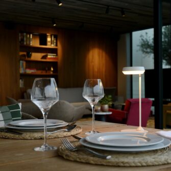 Lampe à poser Mira tableau photo d'ambiance