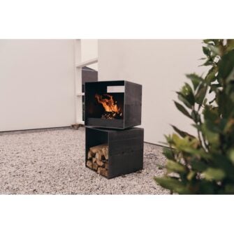 Square 85 garden fire 02