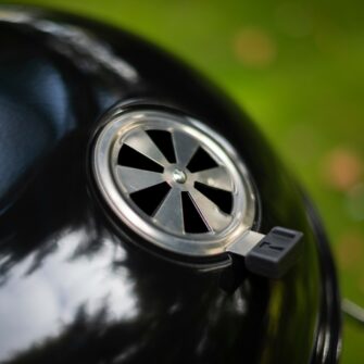 Kettle coal barbecue smoke regulator kl