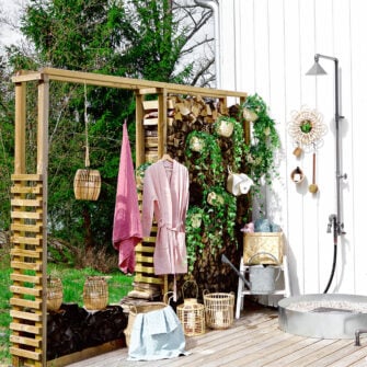 Mora Garden buitendouche in tuin